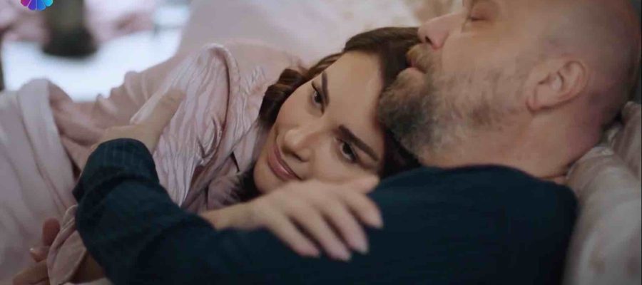 Клюквенный щербет 108 серия турецкий сериал